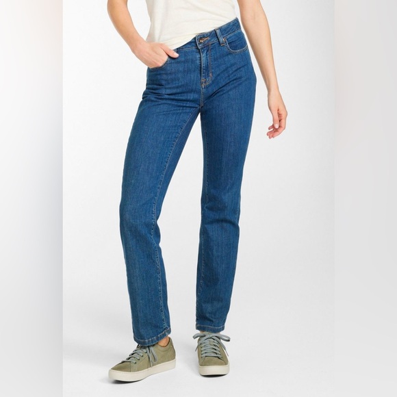 NWOT LL Bean Women's True Shape Jeans, High-Rise Straight-Leg
